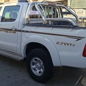 Toyota Hilux 2013
