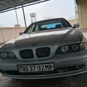 BMW E39 2001