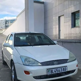 Ford Focus 2000