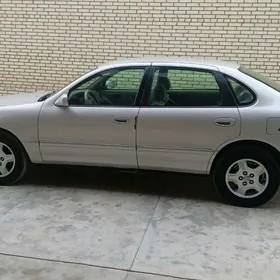 Toyota Avalon 1999
