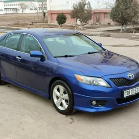 Toyota Camry 2011