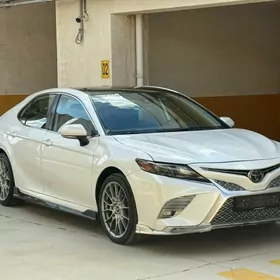 Toyota Camry 2022