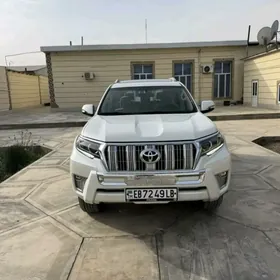 Toyota Land Cruiser Prado 2021