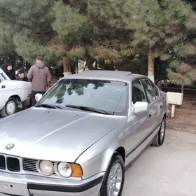 BMW E34 1990