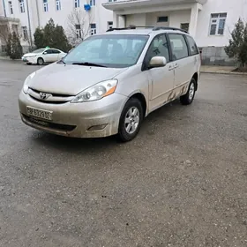 Toyota Sienna 2009