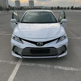 Toyota Camry 2023