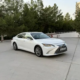 Lexus ES 350 2020