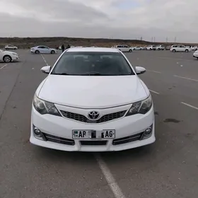 Toyota Camry 2013