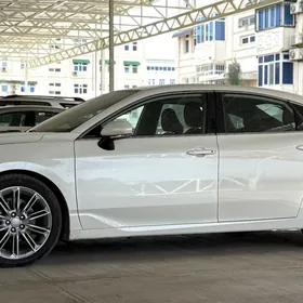 Toyota Avalon 2022