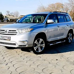 Toyota Highlander 2011
