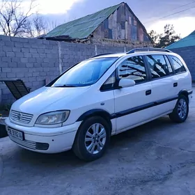 Opel Zafira 2002