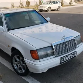 Mercedes-Benz 230E 1994