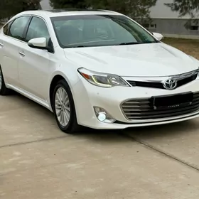 Toyota Avalon 2013