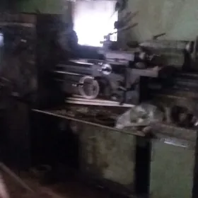 токарный станок