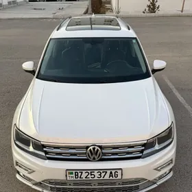 Volkswagen Tiguan 2021