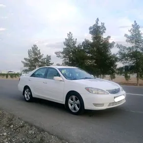 Toyota Camry 2004