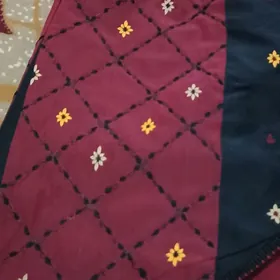 iśne sòzýok arassaja gùlýaýdy