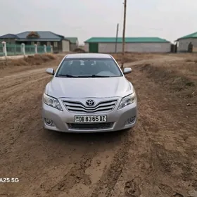 Toyota Camry 2010