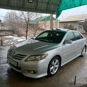 Toyota Camry 2011
