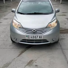 Nissan Versa 2013