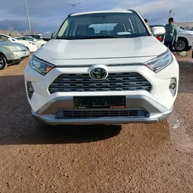 Toyota RAV4 2022