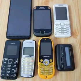 ТЕЛЕФОН Б/У НА ЗАПЧАСТИ