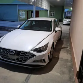 Hyundai Sonata 2021
