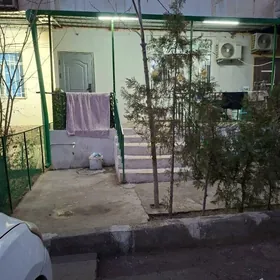 Satlyk jay 11mkr  1 etaž