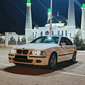 BMW E39 2001