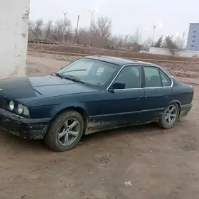 BMW 525 1988