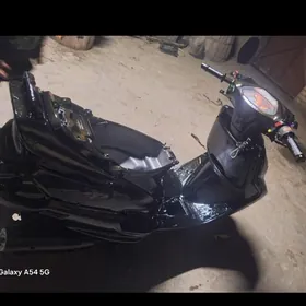 Yamaha Artistic 2016