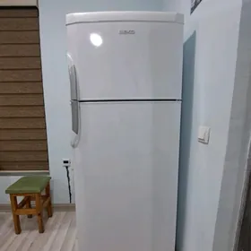 Холодильник Holodilnik BEKO