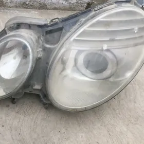 Mersedes E350 kuzow 211 fara