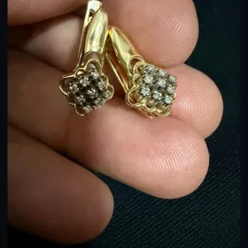 бриллиантовые серьги Ереван.