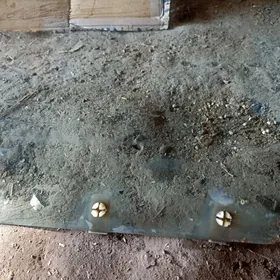 yzky sag tarap gapy  ayna