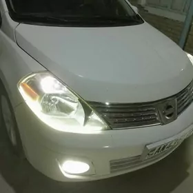 Nissan Versa 2010