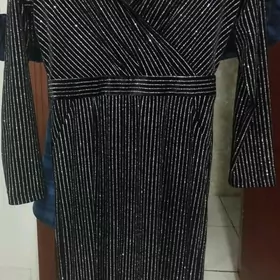 Продаётся платье