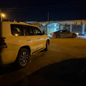 Toyota Land Cruiser 2008