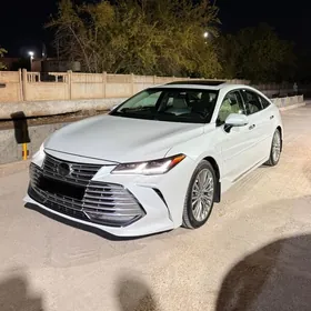Toyota Avalon 2020