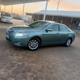 Toyota Camry 2011