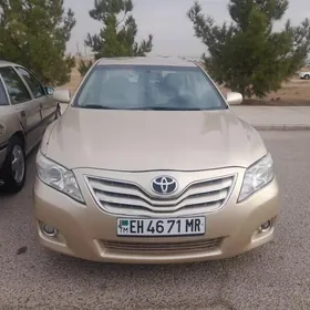 Toyota Camry 2010