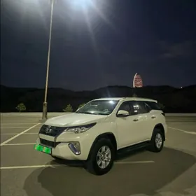 Toyota Fortuner 2017