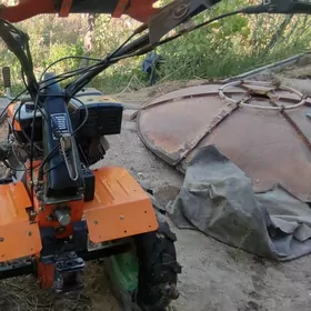 Ýer süren traktor (Motoblok)