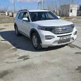 Ford Explorer 2022