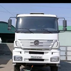 Mercedes-Benz ACTROS 3331 2008