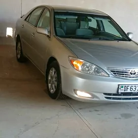 Toyota Camry 2004
