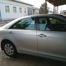 Toyota Camry 2010