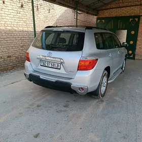 Toyota Highlander 2010