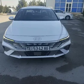 Hyundai Elantra 2024