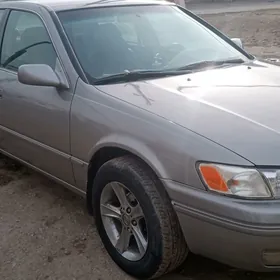 Toyota Camry 1999